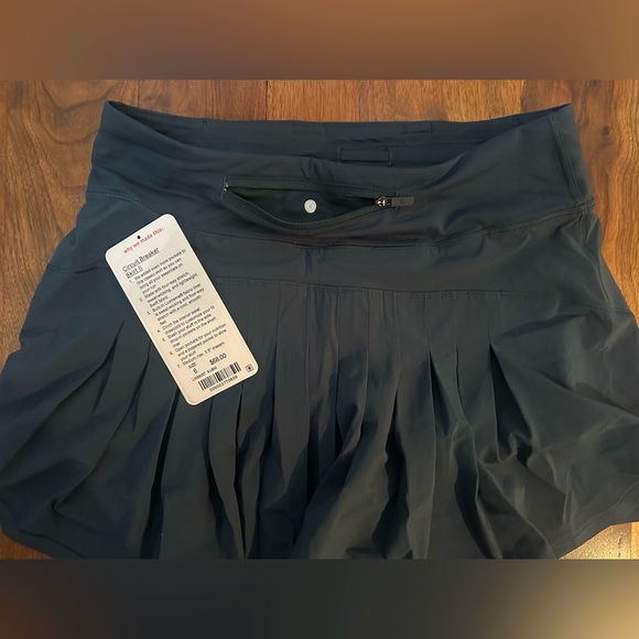 Lululemon Curcuit Breaker II skirt 6Long - Picture 5 of 6